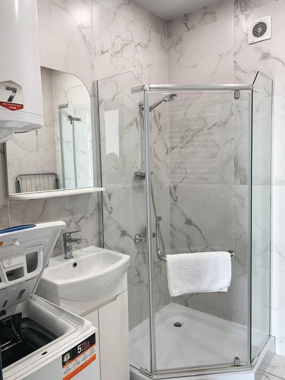מוקצ'בה Apartmets Domovik Мира 11С Кв 7 Вместительная Трёхкомнатная Квартира מראה חיצוני תמונה